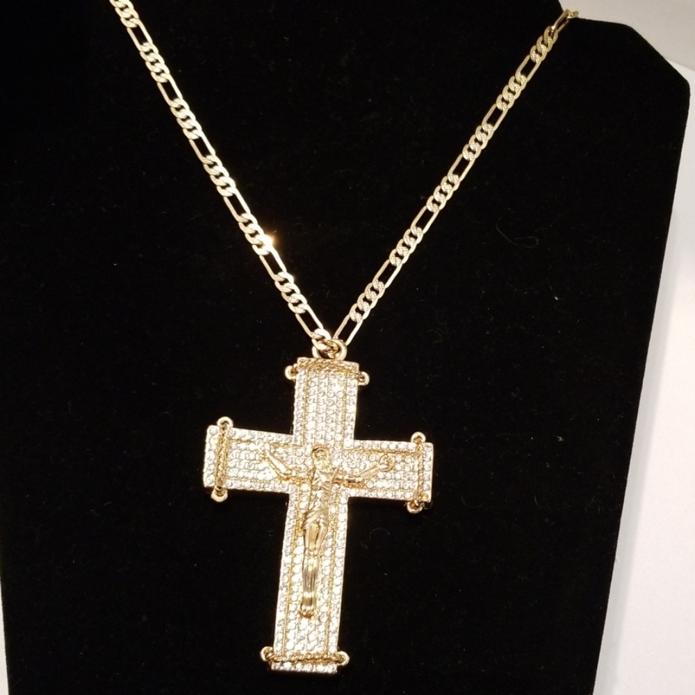 Hip Hop iced cross - Picture 2 of 8
